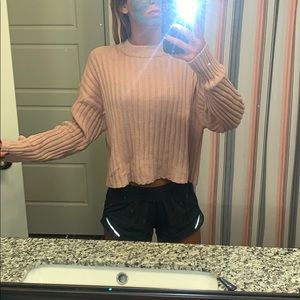 Light pink kinda cropped sweater